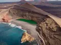 Ile trwa lot na Lanzarote z Warszawy? Sprawdź czas podróży!