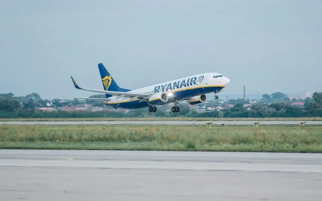Odwołane loty Ryanair - co robić, aby odzyskać pieniądze?