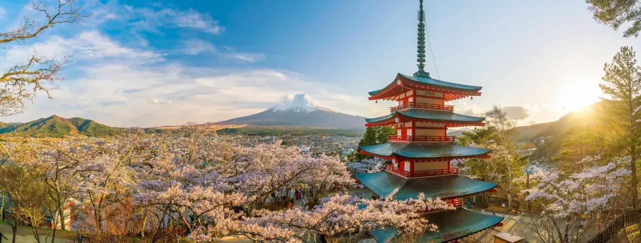Ile trwa lot do Japonii z Warszawy? Sprawdź, co warto wiedzieć