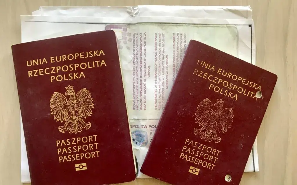 Co zrobić ze starym paszportem, aby uniknąć kradzieży tożsamości?
