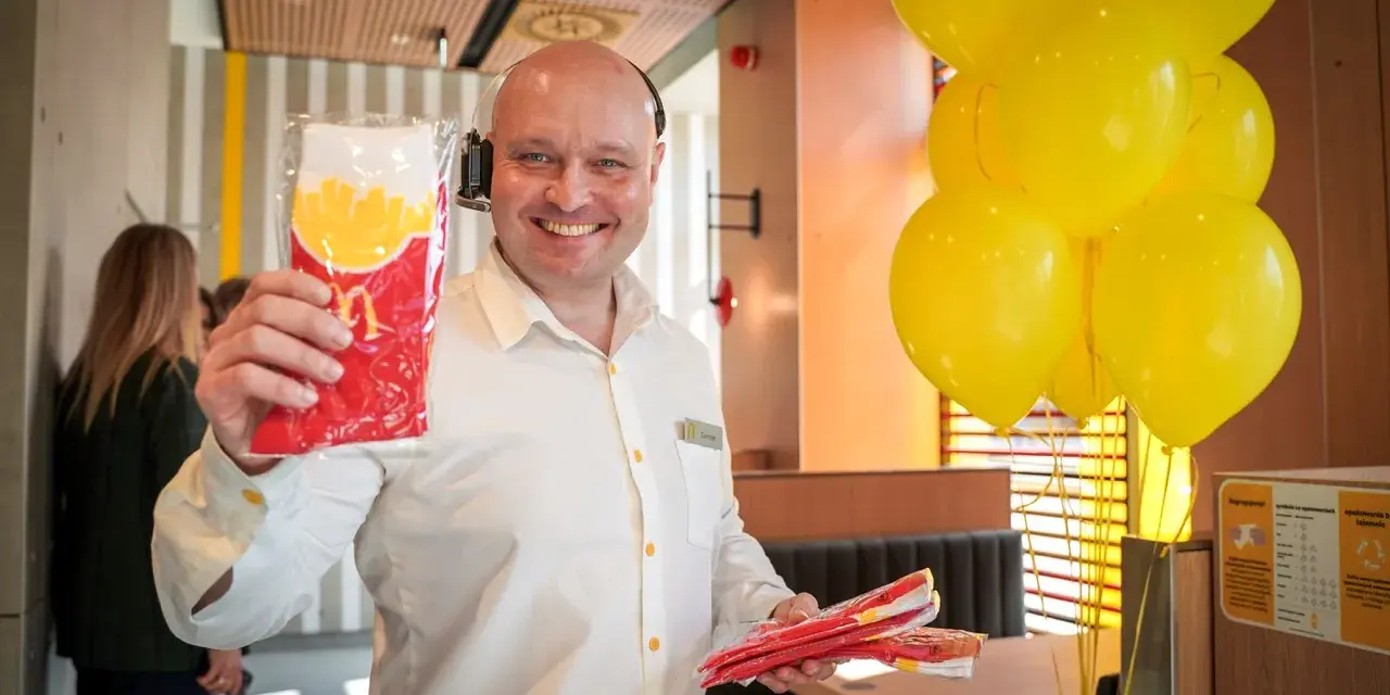 Czy na lotnisku w Katowicach jest McDonald's? Sprawdź, co oferuje
