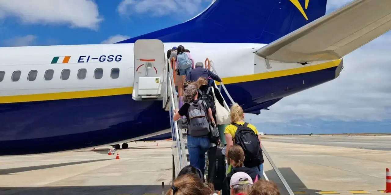 Odprawa Ryanair do kiedy? Uniknij dodatkowych opłat na lotnisku