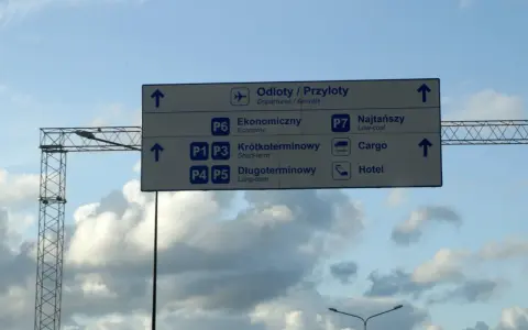 Jak wjechać na parking lotnisko Gdańsk - uniknij problemów z wjazdem