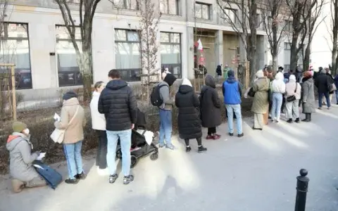 Gdzie najmniejsze kolejki po paszport? Odkryj szybkie lokalizacje w Polsce