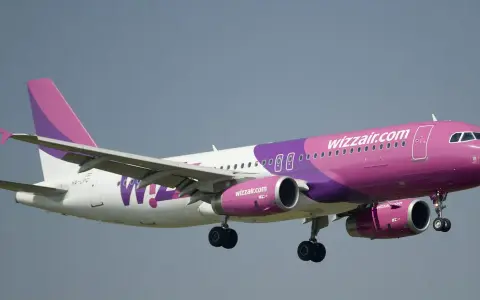 Ile wcześniej można zrobić odprawę w Wizz Air? Sprawdź nowe zasady!