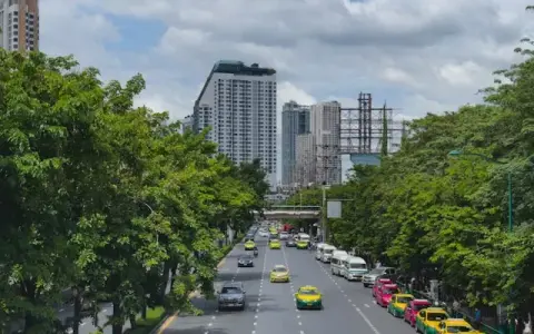 Jak dojechać z lotniska Bangkok Don Muang do centrum bez stresu