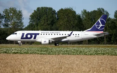 Ile samolotów ma LOT? Zaskakujące fakty o flocie PLL LOT