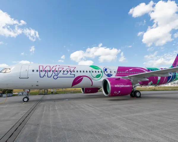 Jakimi samolotami lata Wizz Air? Poznaj nowoczesną flotę i jej zalety