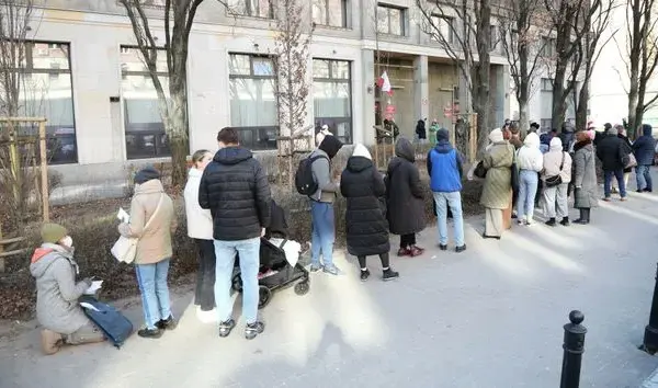 Gdzie najmniejsze kolejki po paszport? Odkryj szybkie lokalizacje w Polsce