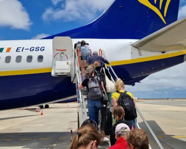 Odprawa Ryanair do kiedy? Uniknij dodatkowych opłat na lotnisku