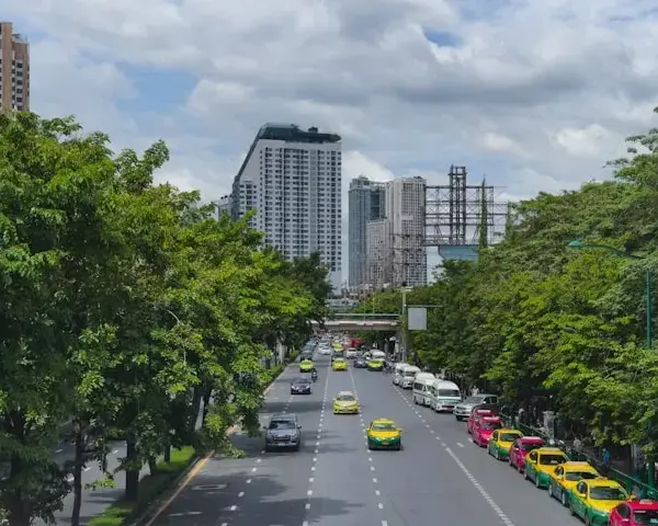 Jak dojechać z lotniska Bangkok Don Muang do centrum bez stresu