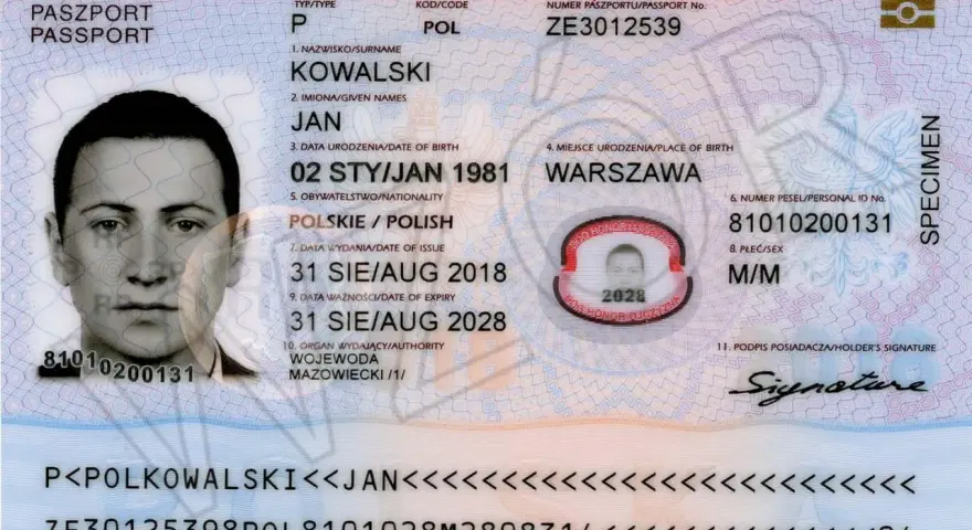 Ile czasu czeka się na paszport? Sprawdź, co może opóźnić proces