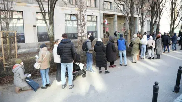 Gdzie najmniejsze kolejki po paszport? Odkryj szybkie lokalizacje w Polsce