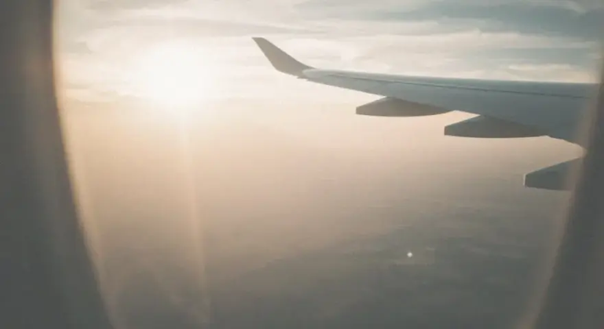 Ile trwa lot z Katowic do Malagi? Zaskakujące fakty o czasie podróży