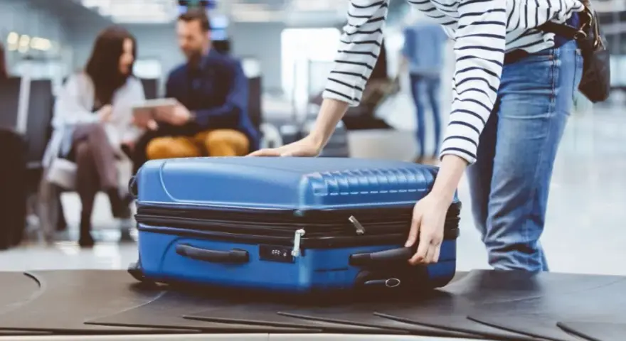 Co to jest bagaż rejestrowany Wizz Air i jakie są jego zasady?