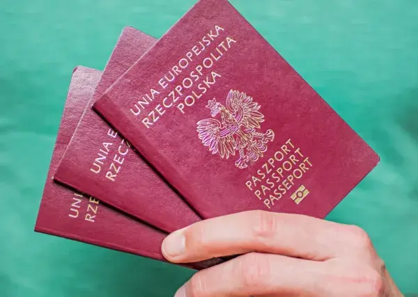 Ile kosztuje paszport dla dziecka? Sprawdź, jakie są zniżki i opłaty