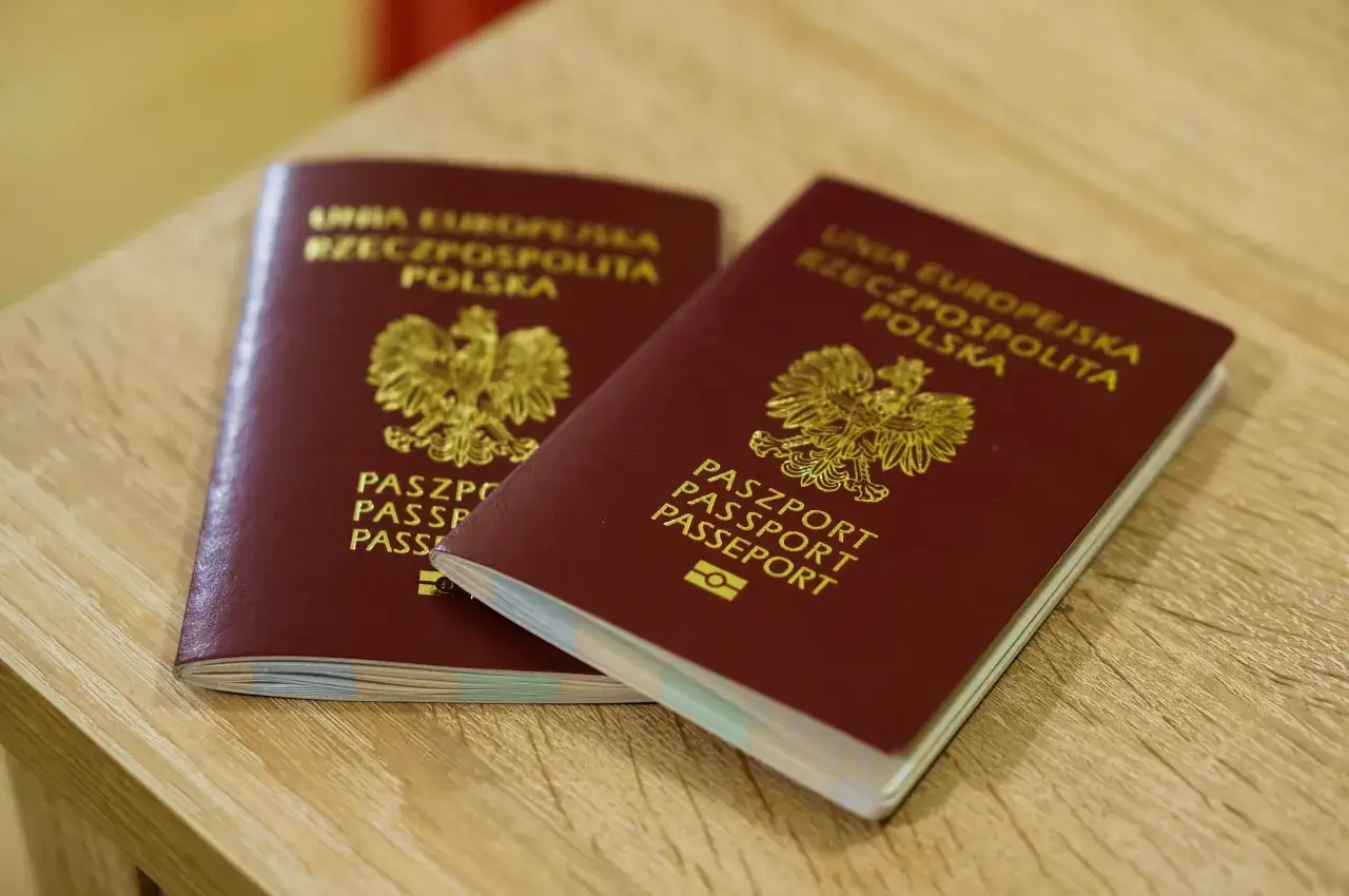 Zdjęcie Jaka jest opłata za paszport? Sprawdź, ile naprawdę zapłacisz