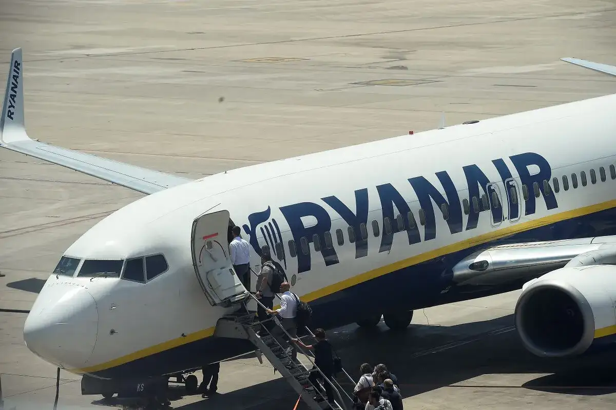 Zdjęcie Ile dni przed odlotem odprawa Ryanair - uniknij stresu i problemów