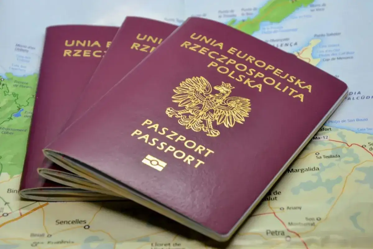 Zdjęcie Ile się czeka na paszport dla dziecka? Sprawdź, by nie czekać dłużej