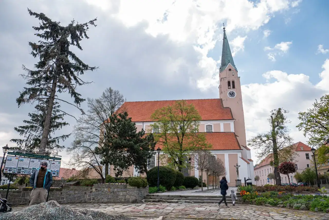 Zdjęcie Atrakcje Sobótki: Odkryj najpiękniejsze miejsca i aktywności