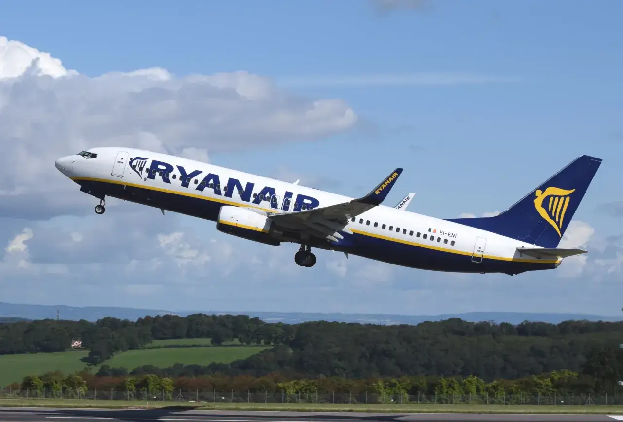 Zdjęcie Czy ryanair odwołał loty? Sprawdź najnowsze informacje i zmiany