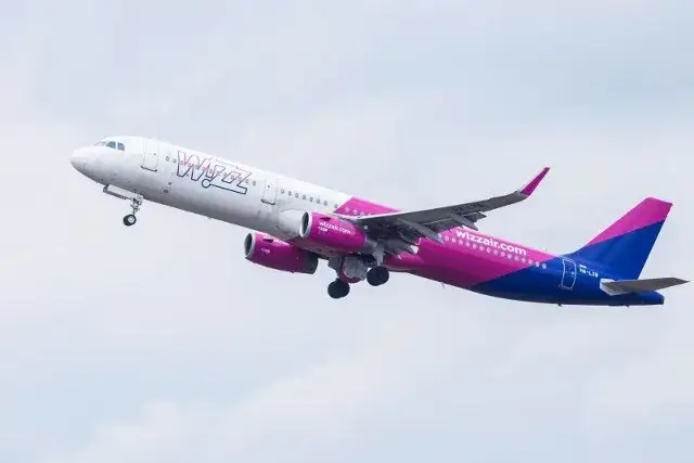 Zdjęcie Wizzair Teneryfa które lotnisko? Sprawdź, gdzie ląduje Wizzair